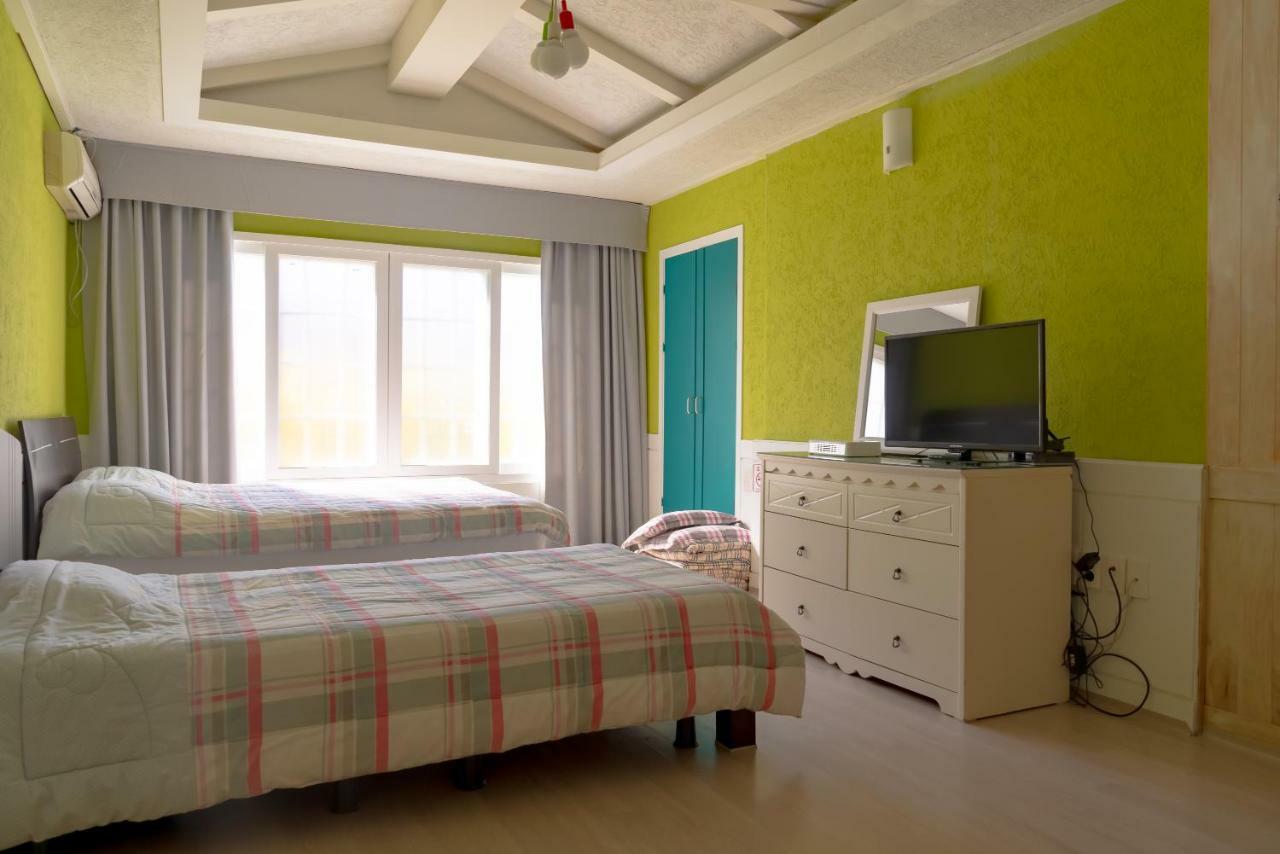 Joyville Resort Jeju Exterior photo