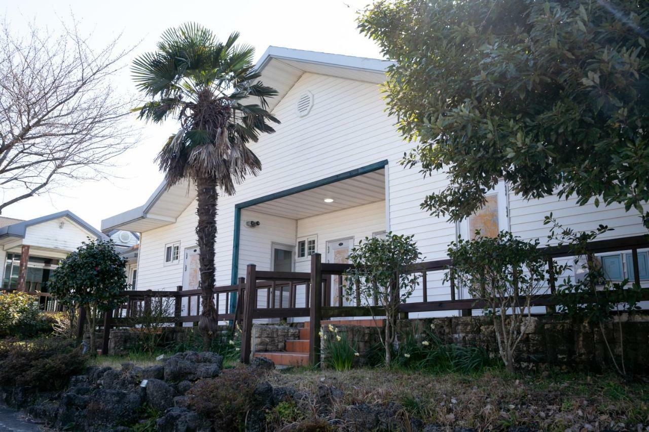 Joyville Resort Jeju Exterior photo