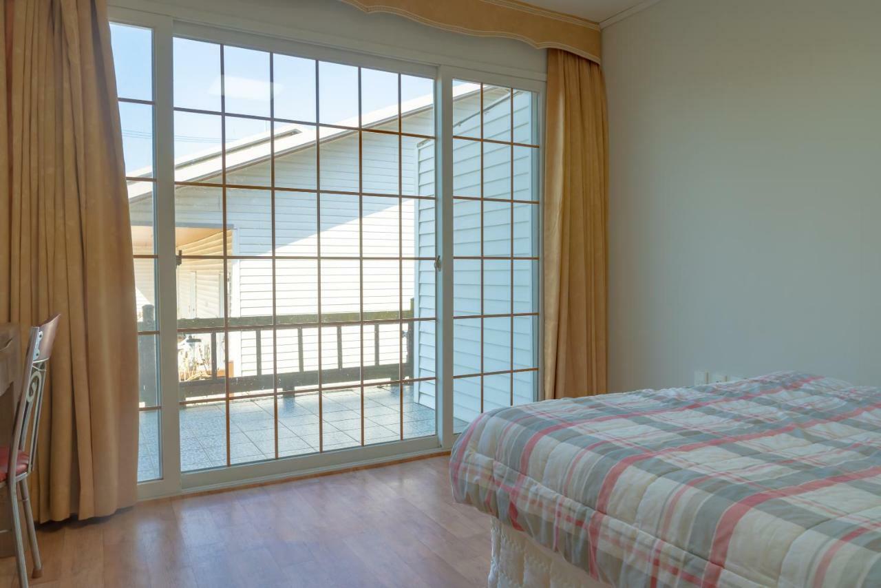 Joyville Resort Jeju Exterior photo